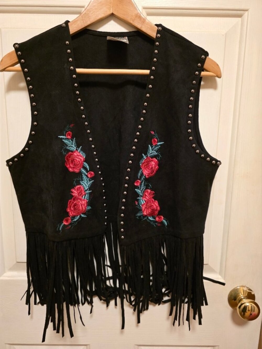 Vocal Women's Embroidered Rose Faux Suede Fringe Vest Size L New